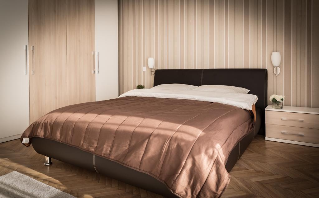 Apartment Admiral Belgrad Rum bild