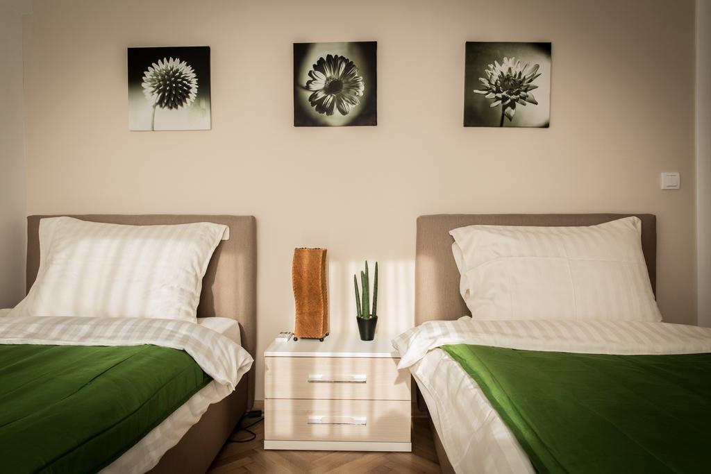 Apartment Admiral Belgrad Rum bild